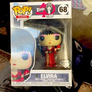40 years Elvira funko pop icons diamond collection